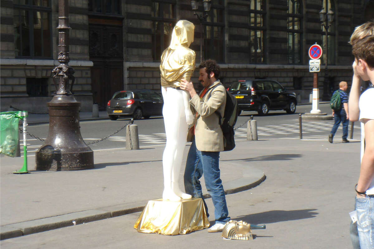 Photo de l'événement MAIS QUE FAIT LA POLICE ? Les faux airs de l'art vidéo à Médiathèque de La Riche