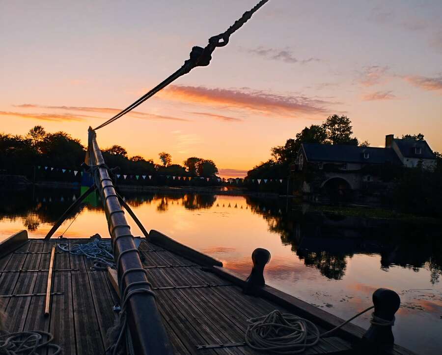 Photo de l'événement Balade gourmande en bateau au coucher du soleil à Athée sur Cher