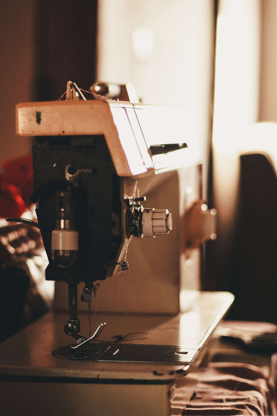 Photo de l'événement Atelier "Prendre en main ma machine à coudre" à L'Armoire sans fin