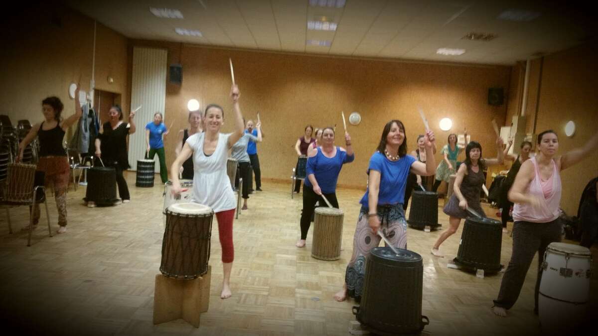 Photo de l'événement Stage doundoun danse #3 - Tours à salle polyvalente du centre Giraudeau