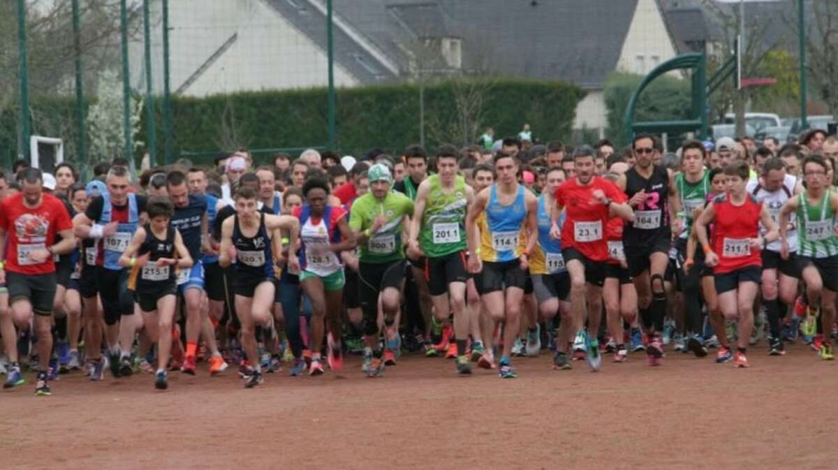 Photo de l'événement Ekiden de Touraine By Asptt Tours à Ballan-Miré