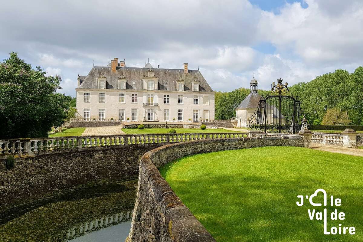 Photo de l'événement Ouverture du Château de Champchevrier à Château de Champchevrier