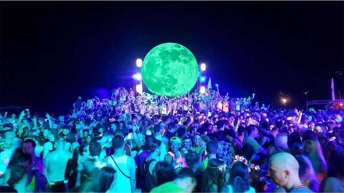 Photo de l'événement Fluo MoOn Party à RED CLUB