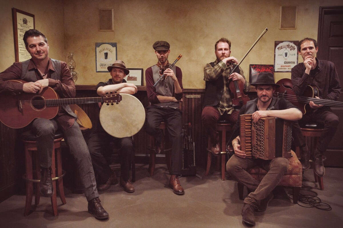 Photo de l'événement Nuit Celtique :  Doolin' / Celtic Orchestra Piping Society à Salle Cassiopée, Veigné