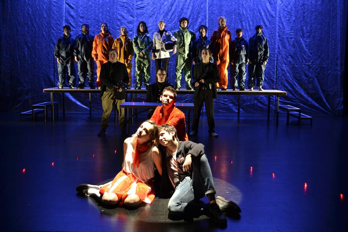 Photo de l'événement Life on Mars (rêveries cosmiques...) par la Troupe Universitaire de Tours à Salle Thélème