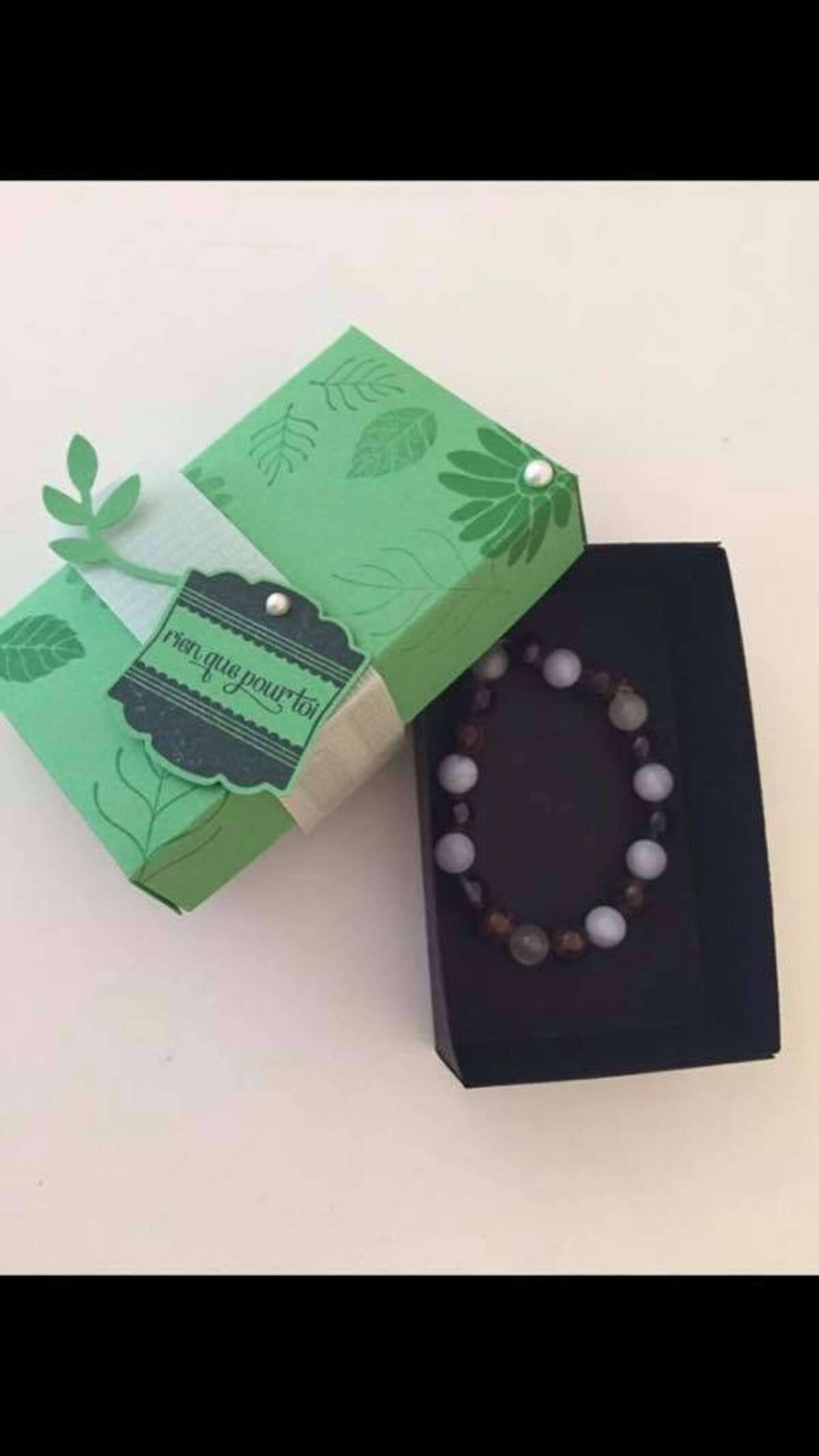 Photo de l'événement Atelier création de bracelet de chemin de vie à TOURS