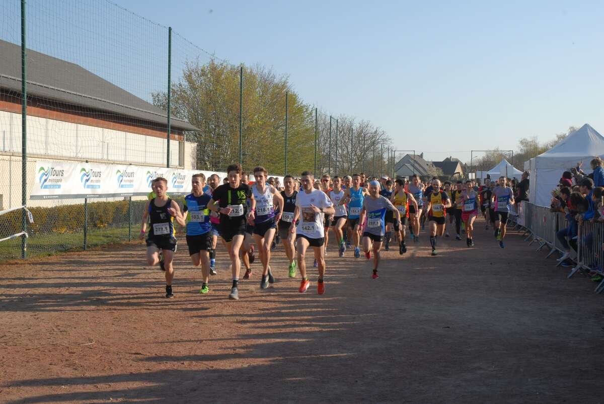 Photo de l'événement Ekiden de Touraine by ASPTT Running et Triathlon à Ballan-Miré